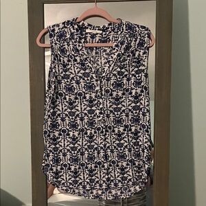 Fun 2 Fun Navy and White Patterned Sleeveless Blouse